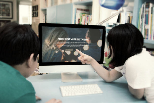 Mobirise 4 free themes