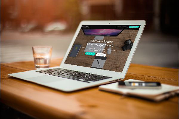 Unicore template mobirise